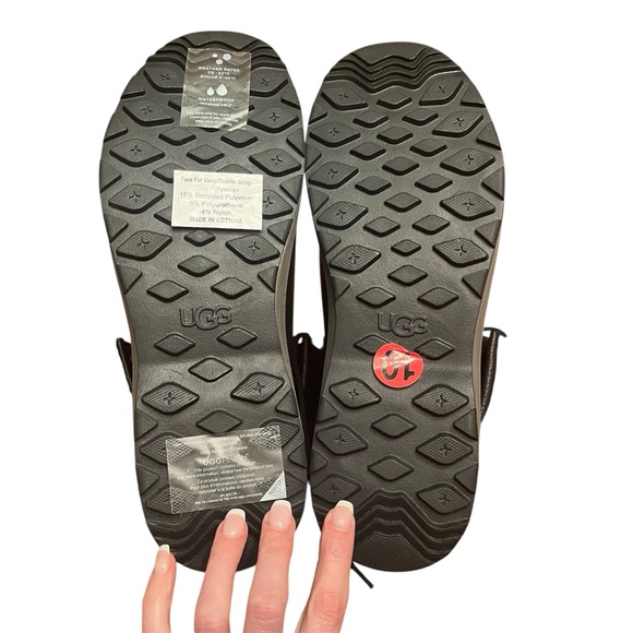 UGG Adirondack III – 1095141 BBLC Total Black US Women’s Size 10 - Picture 11 of 11